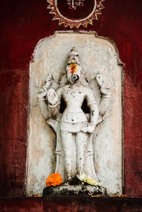 Hindu god statue, New Delhi, India