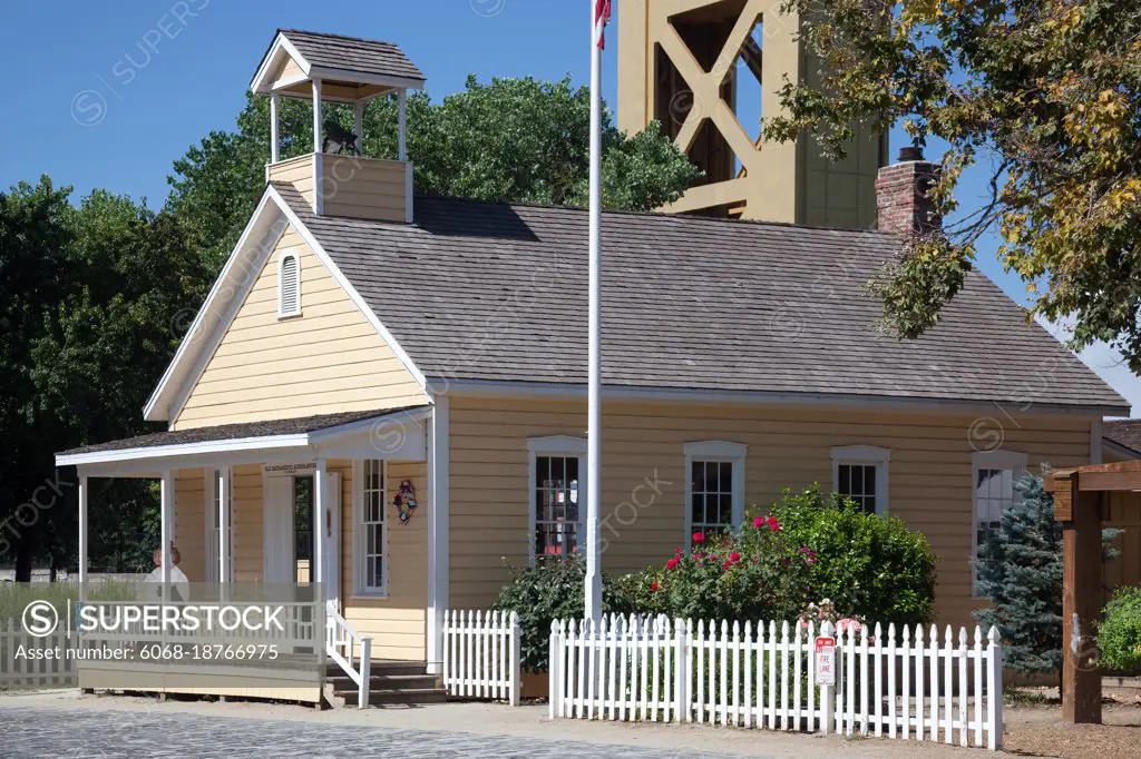 SACRAMENTO, CALIFORNIA, USA - AUGUST 5 : Old Sarcamento Schoolhouse Museum in Sacramento, California, USA on August 5, 2011