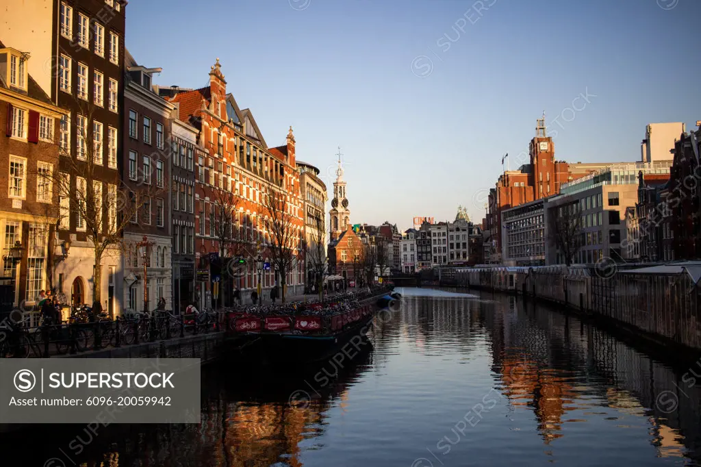 Illustration of daily life in Amsterdam, Netherlands.Illustration de vie quotidienne en Amsterdam, Pays-Bas.