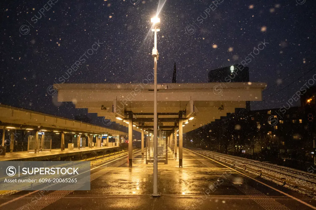 Netherlands, Amsterdam, January 2021. Illustration of daily life in Amsterdam, the Netherlands. Photograph by Martin Bertrand.Pays-Bas, Amsterdam, Janvier 2021. Illustration de vie quotidienne a Amsterdam aux Pays-Bas. Photographie de Martin Bertrand.