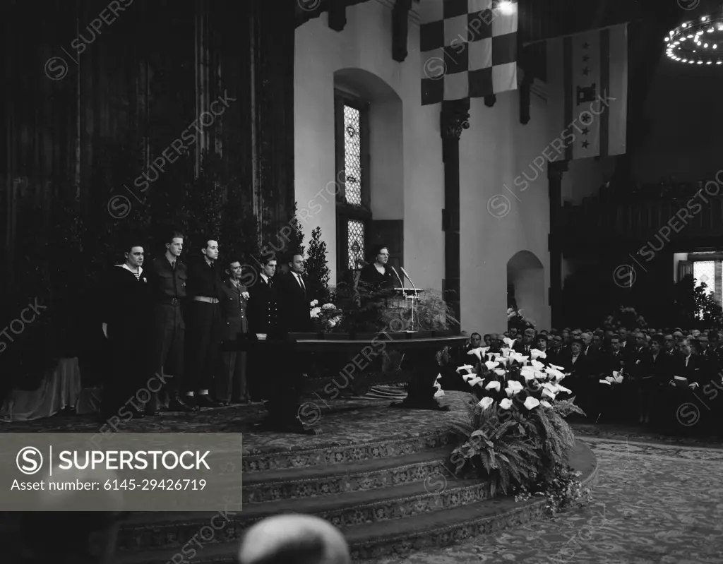 Anefo photo collection. Remembrance day in the Ridderzaal, Queen Juliana during her speech. May 4, 1960. The Hague, South Holland