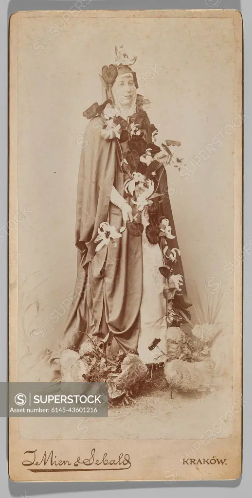﻿Portrait of Maria Malczewska, nee Gralewska (1866-1945), wife to Jacek Malczewski. Mien, Juliusz & Sebald (Kraków ; zakład fotograficzny ; 1890-1893), photo studio