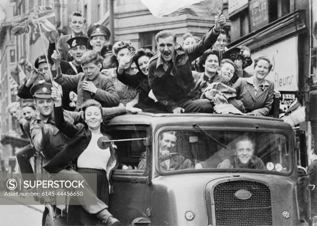 Ve Day Celebrations in London, 8 May 1945 A truck of revellers passing through the Strand, London