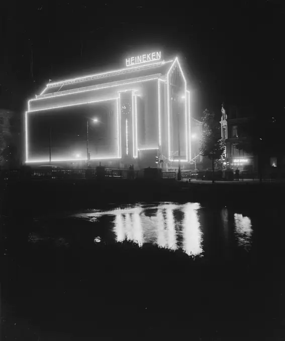 Anefo photo collection. Lighting Amsterdam. Heineken. August 29, 1948. Amsterdam, Noord-Holland