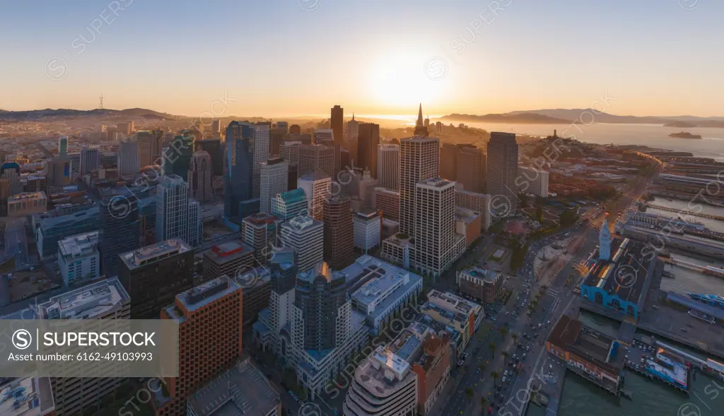 Panoramic aerial view of the city of San Francisco, California, USA