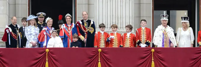 Photo Must Be Credited ©Alpha Press 078237 06/05/2023 King Charles III and Queen Camilla with Prince George of Cambridge, Lord Oliver Cholmondeley, Nicholas Barclay, Ralph Tollemache, Prince William Prince of Wales Duke of Cambridge and Kate Princess of Wales Catherine Katherine Duchess of Cambridge Middleton, Princess Charlotte of Cambridge, Prince Louis of Cambridge, Prince Edward Earl of Wessex Duke of Edinburgh, Viscount Severn James Alexander Philip Theo Mountbatten Windsor, Sophie Countess of Wessex Duchess of Edinburgh, Tim Laurence, Princess Anne on the balcony at Buckingham Palace aft