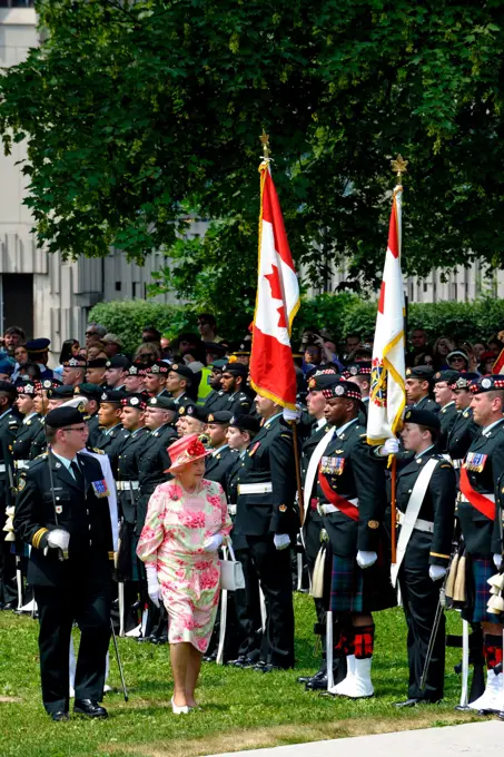 Toronto, Canada. September 9, 2022. Queen Elizabeth II has died at age 96. File photo: Queen Elizabeth II attends an honour guard ceremony in Toronto during the Royal Visit on July 6, 2010.