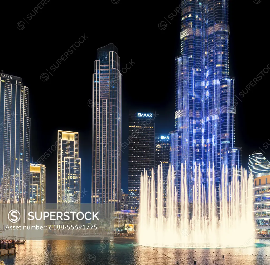 dubai,dubai fountain ** dubai,dubai fountain,dubais gfk-qdz EDITORIAL USE ONLY