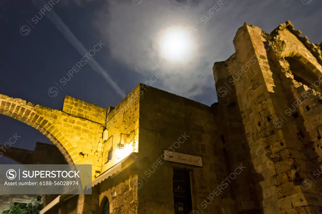 Fool moon, Rhodes Old City By Night, Greece Rhodes Old City By Night, Greece, Moon Copyright: xZoonar.com/AndreasxGiannakisx 11641709