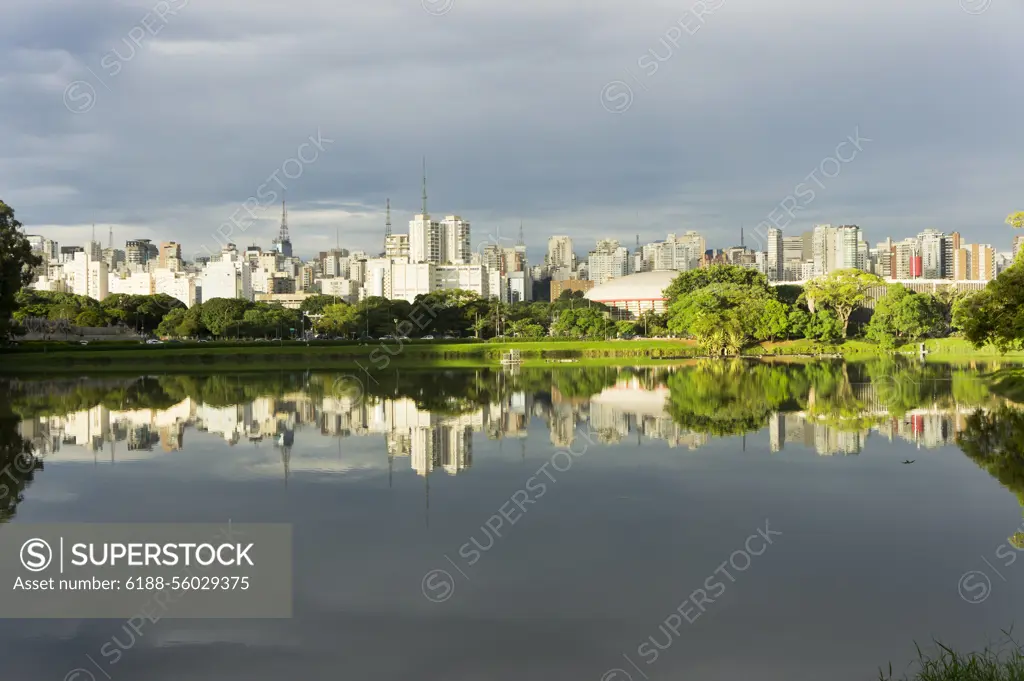 Brazil, Sao Paulo Reflection Brazil, Sao Paulo Reflection Copyright: xZoonar.com/AndreasxGiannakisx 6140244