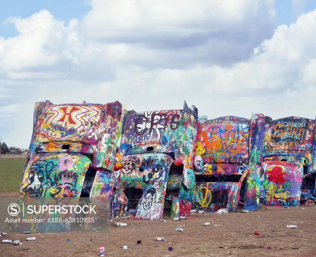 AMARILLO, TEXAS, USA - March 10 , 2019. Cadillac Ranch in Amarillo on historic Route 66 AMARILLO, TEXAS, USA - March 10 , 2019. Cadillac Ranch in Amarillo. Cadillac Ranch is a public art installation of old car wrecks and a popular landmark on historic Route 66 Copyright: xZoonar.com/SvetlanaxFootex 13603749