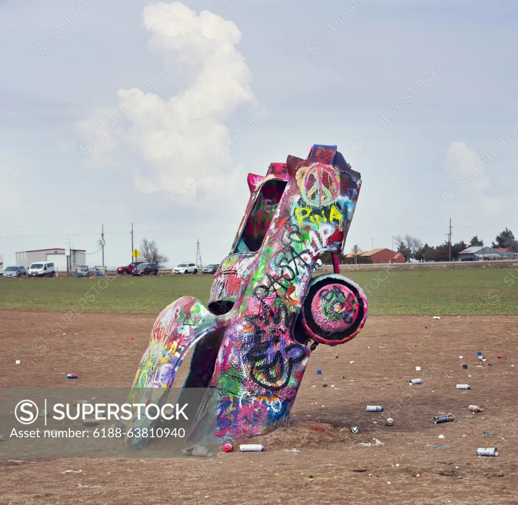 AMARILLO, TEXAS, USA - March 10 , 2019. Cadillac Ranch in Amarillo on historic Route 66 AMARILLO, TEXAS, USA - March 10 , 2019. Cadillac Ranch in Amarillo. Cadillac Ranch is a public art installation of old car wrecks and a popular landmark on historic Route 66 Copyright: xZoonar.com/SvetlanaxFootex 13603787