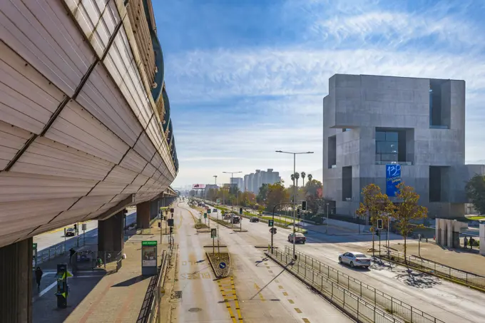 Metro Line Exterior, Santiago de Chile SANTIAGO DE CHILE, CHILE, MAY - 2018 - Joaquin metro train and brutalism style building at santiago de chile city, chile Copyright: xZoonar.com/DanielxFerreira-LeitesxCiccarinox 13436333