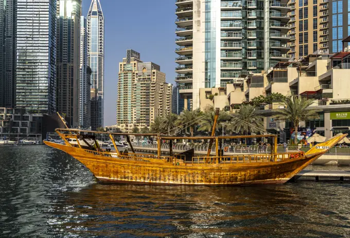 dubai,holzboot,dubai marina,boot,boote,holzboote ** dubai,wooden boat,dubai marina,dubais,wooden boats,dubai marinas gfk-qg5