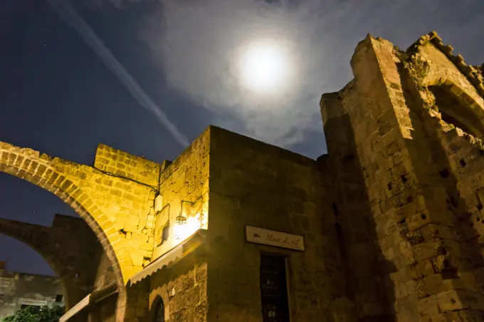 Fool moon, Rhodes Old City By Night, Greece Rhodes Old City By Night, Greece, Moon Copyright: xZoonar.com/AndreasxGiannakisx 11641709