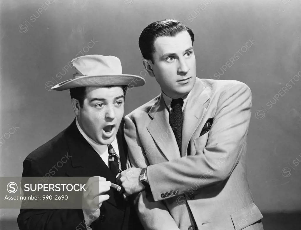 Bud Abbott (1898-1974)    Lou Costello (1908-1959)  Comedic Team      