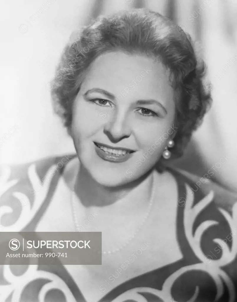 Kate Smith, Singer (1907-1986)